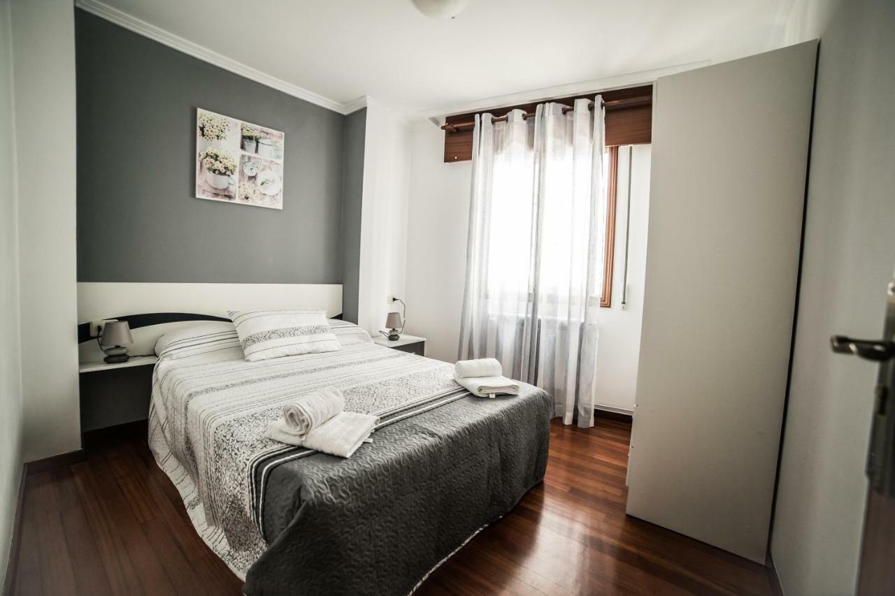 Apartamentos Enteros O Lagar Melide Exteriér fotografie