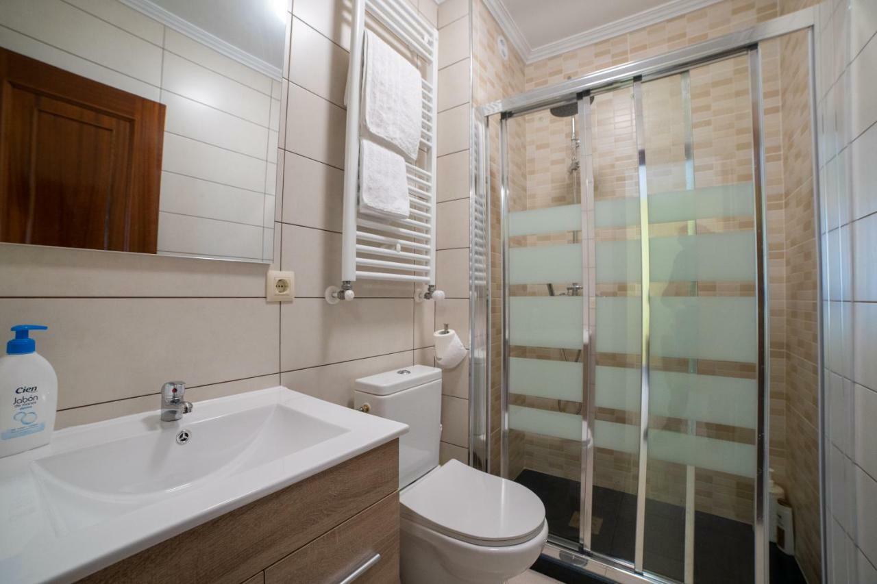 Apartamentos Enteros O Lagar Melide Exteriér fotografie