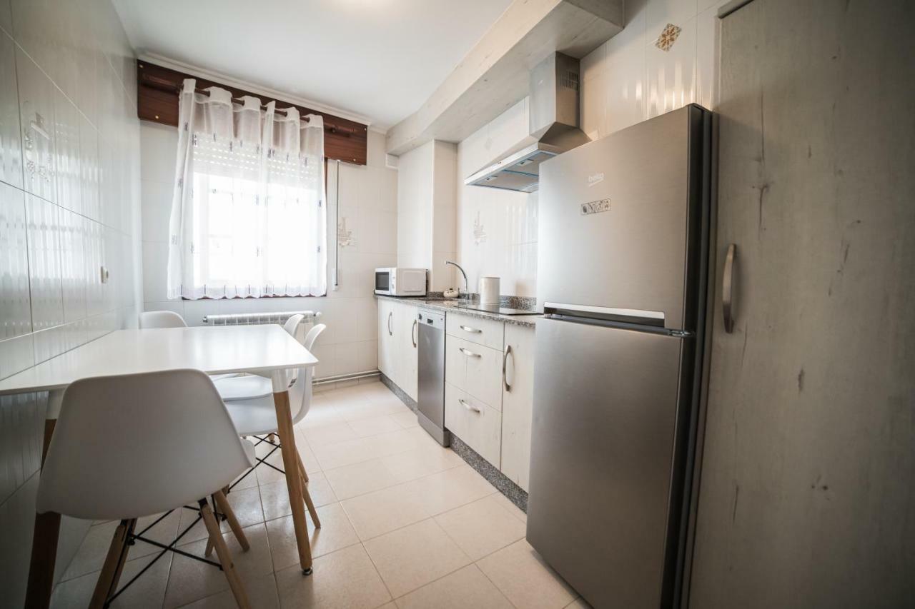 Apartamentos Enteros O Lagar Melide Exteriér fotografie
