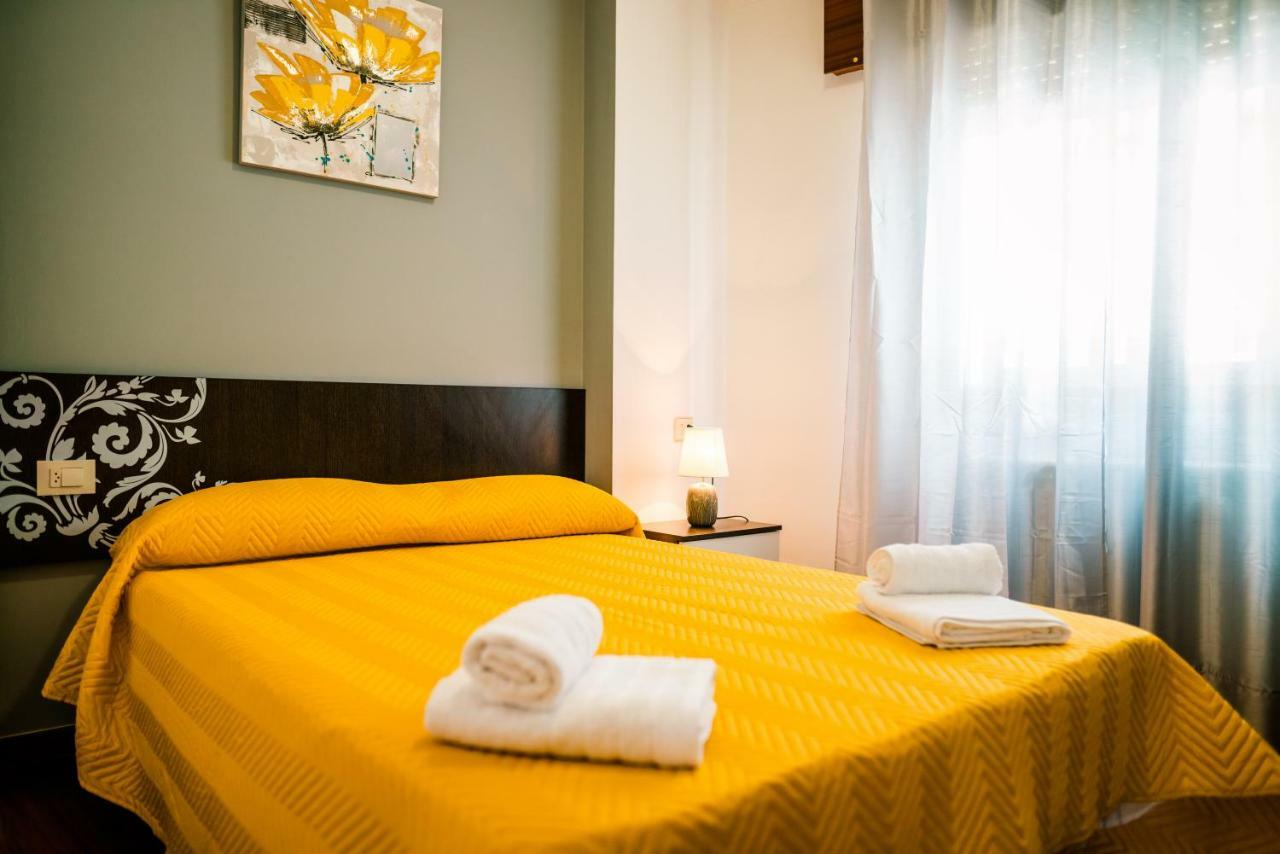 Apartamentos Enteros O Lagar Melide Exteriér fotografie